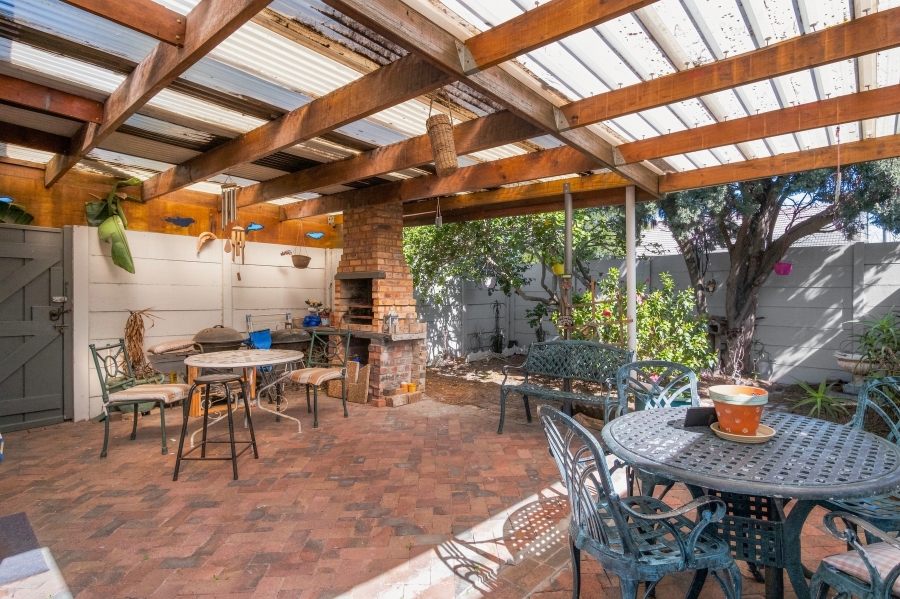 3 Bedroom Property for Sale in Plumstead Western Cape